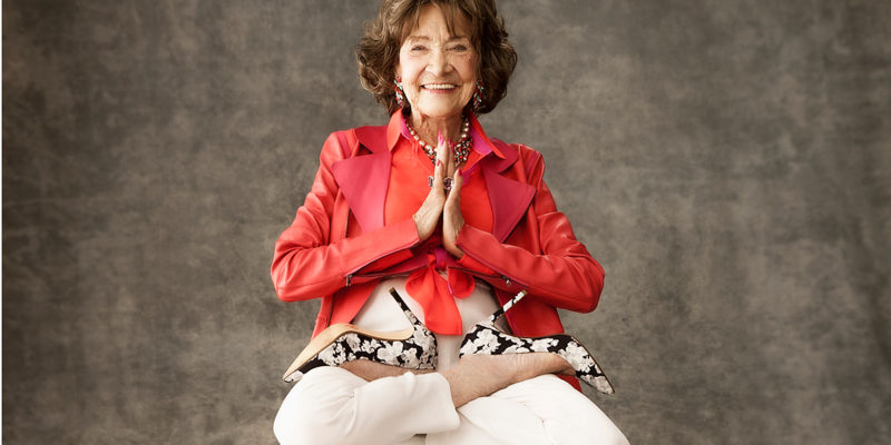 Tao Porchon-Lynch la più anziana insegnante di yoga al mondo