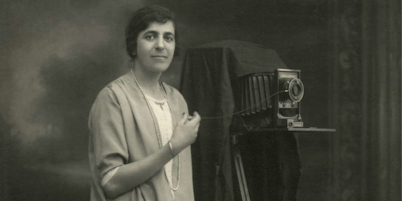 Karimeh-Abbud la prima fotografa del mondo arabo