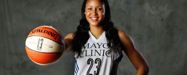 Maya Moore campionessa di basket e nella vita